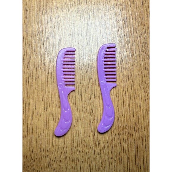 Vintage She-Ra Princess of Power Lot Of 2 Combs MOTU Mattel 1980s Purple - Picture 3 of 6